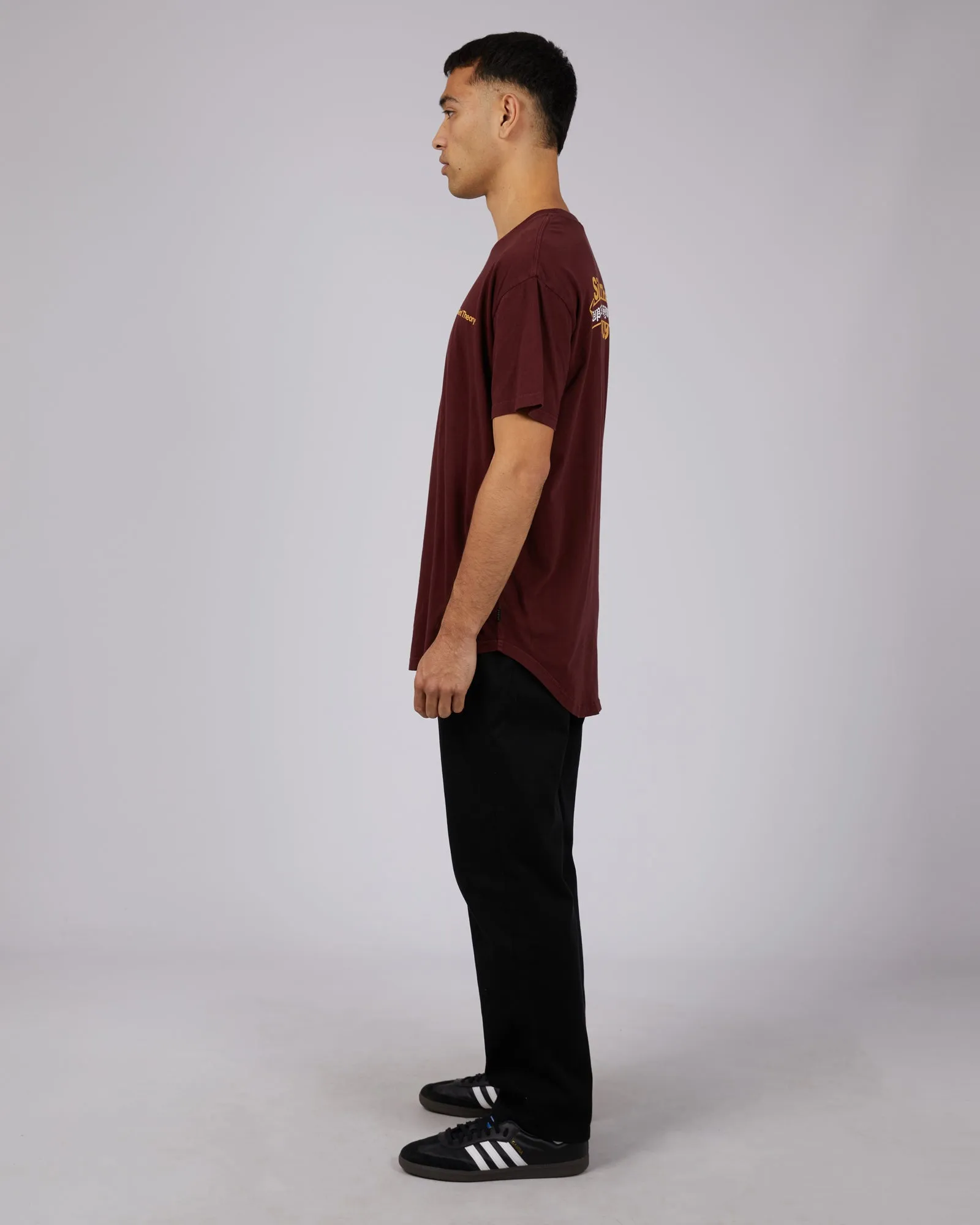 Breaker Tee Burgundy