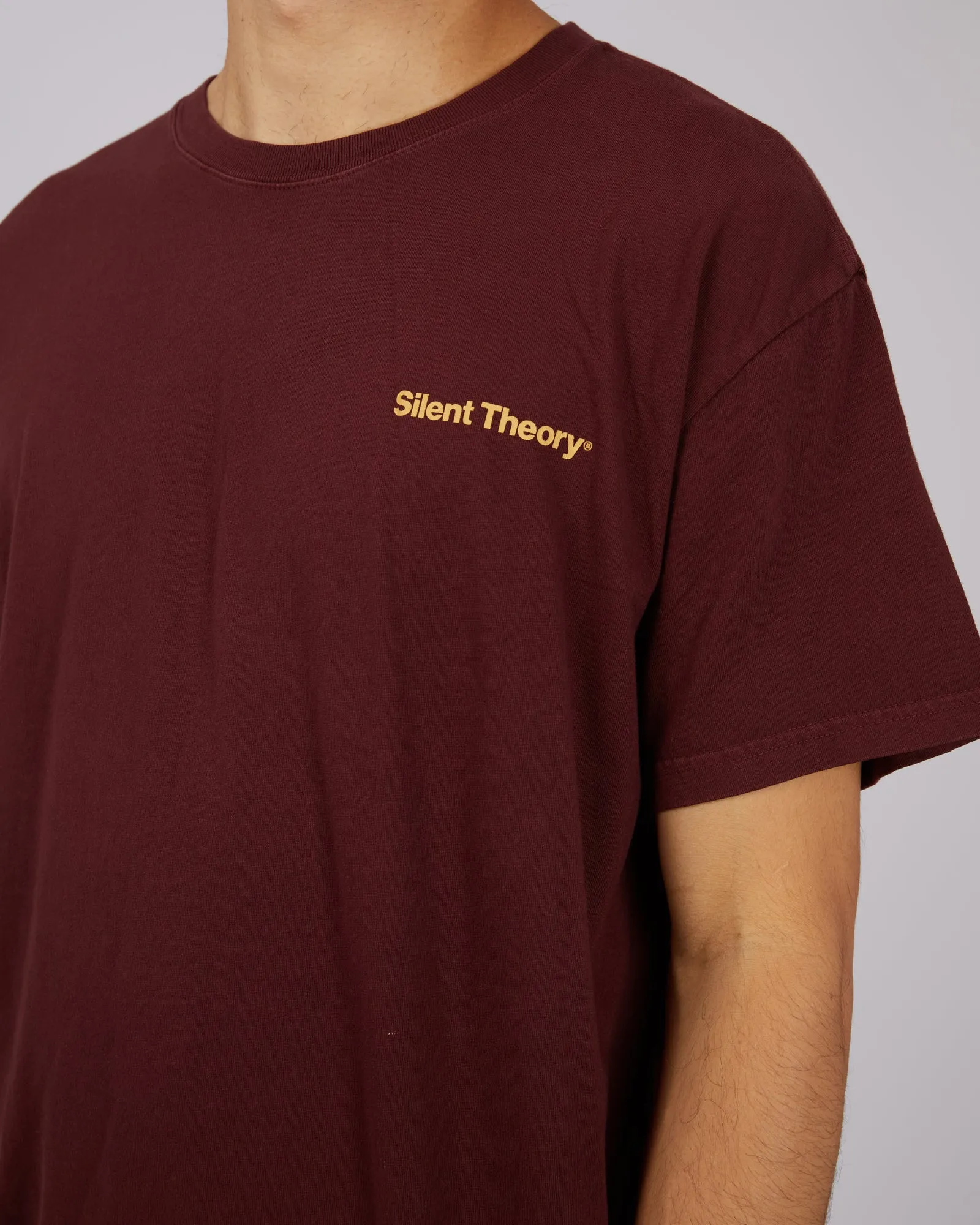 Breaker Tee Burgundy