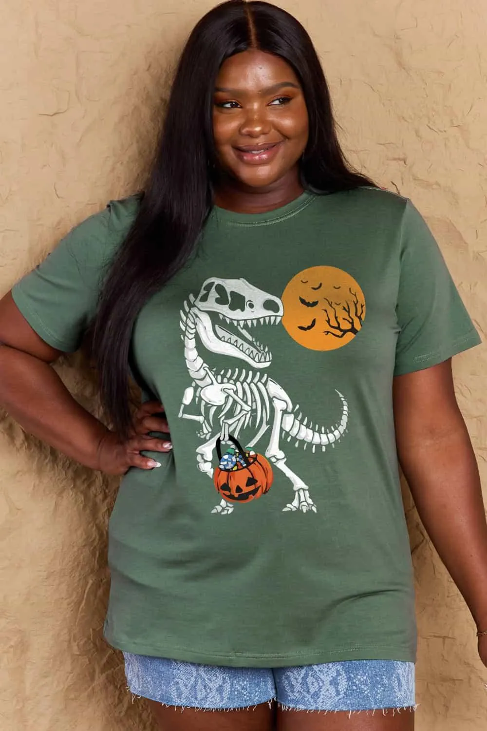 Full Size Dinosaur Skeleton Graphic Cotton T-Shirt