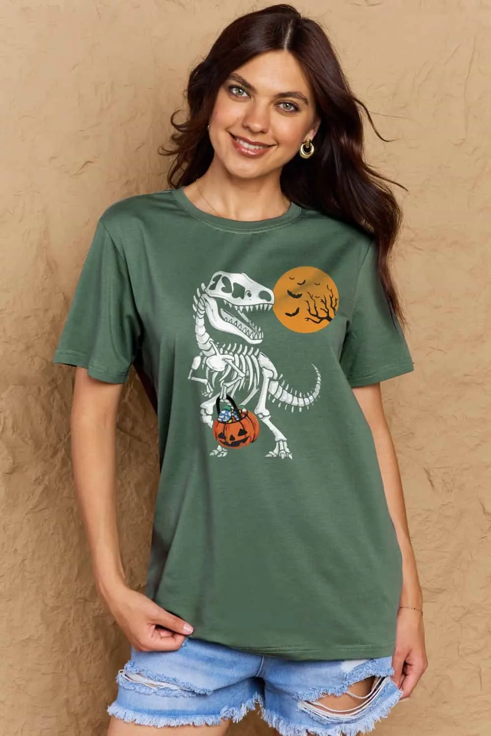 Full Size Dinosaur Skeleton Graphic Cotton T-Shirt